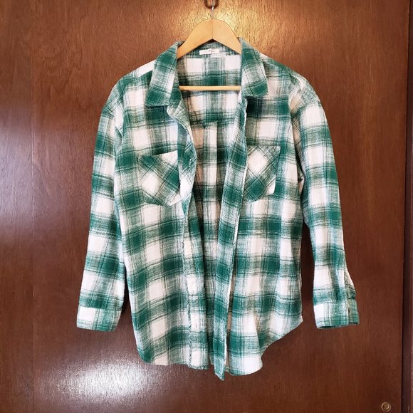 Maurices Green & White Flannel - Picture 1 of 5